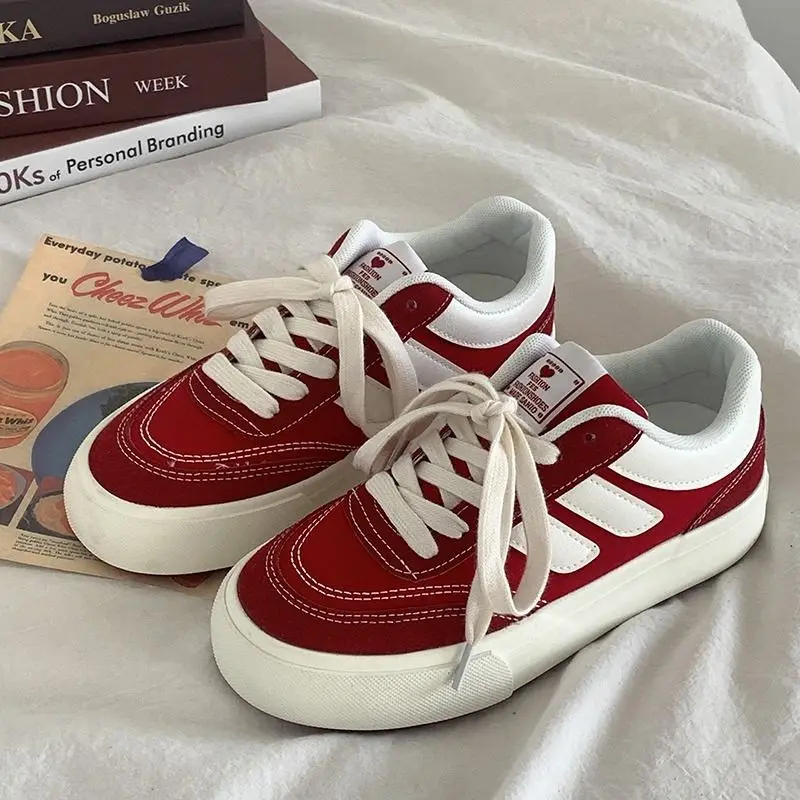 Vans Shoes Old Skool - Женские кроссовки на платформе, Красные кроссовки